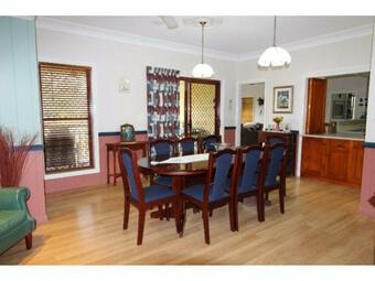 Allora Lodge Bed And Breakfast