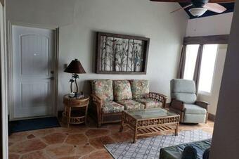 Apartamento Sleepy Shores!! Beachfront 2 Bed;2 Bath Condo!