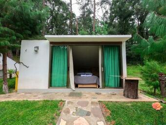 Bed & Breakfast Romanticas Caba�as En Bosque