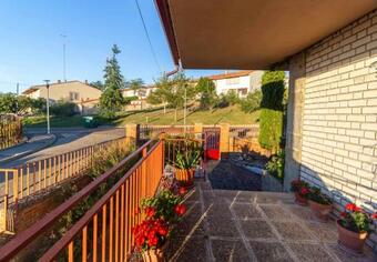 Villa Del Poeta Jes�s Losada