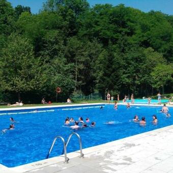 Can Serraima, Casa Rural En Ple Pirineu