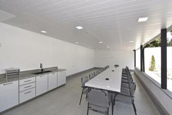 Apartamento Jrvezh Aygegortsakan Street, 4 Bedrooms Luxury House With Spacious Swimming Pool Vj100