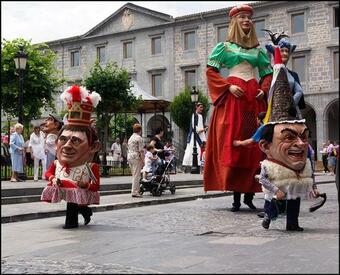 Zikoinaren Txokoa ( El Txoko De La Cig�e�a )