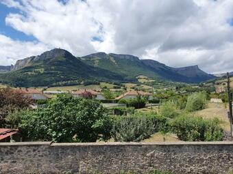 Casa Familiar Con Jard�n ?arana Etxea? Ebi01207