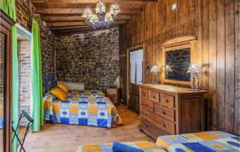 Amazing Home In El Lagar With 3 Bedrooms