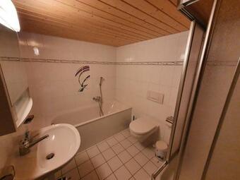 Chalet Au Milieu Des Montagnes