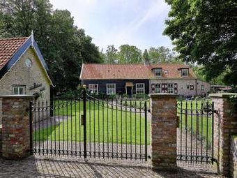 Holiday Home T Roodborstje Veere