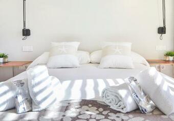 Prim Apartment By Basque Homes