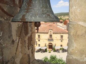 Hotel Tres Coronas De Silos