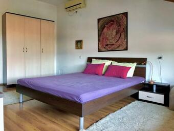 Corner House Apartment