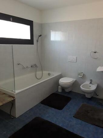 Casa Oliviero, Tra La Calanca E I Castelli Di Bellinzona