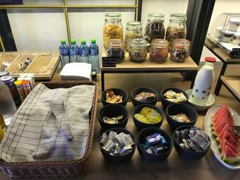 Hostal Hotel 14dve?�