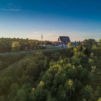 Hotel A Restaurace Pomez�