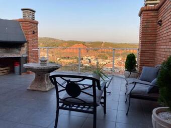 Apartamento Teruelhome IV Atico Con Vistas Y Aparcamiento En El Centro