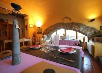 Hotel Hostal Centre Del Montsec