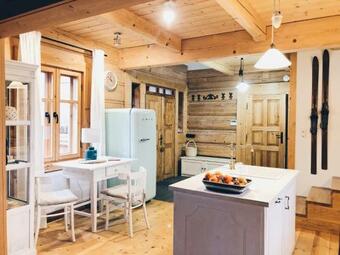 G�ralskie Domy W ?ost�wce