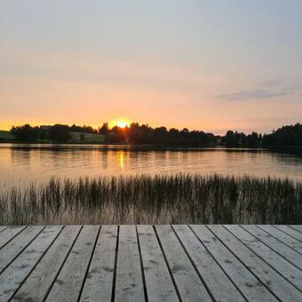 Zak?tek Nad Jeziorem