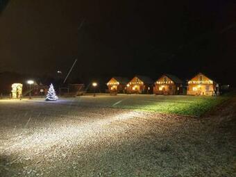 Hotel Grabska Osada Apartamenty - 100m Od Suntago Park-domki Ogrzewane Ca?oroczne