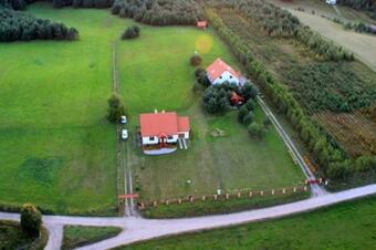 Dom Pod Dzik? Grusz?