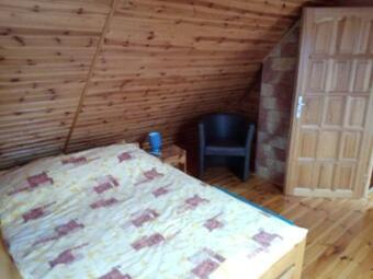 Domek Drewniany Nad Jeziorem Sob?cz