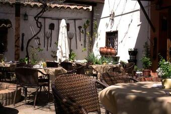 Hotel Hostal El Palacio