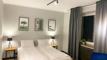 Hotel Zajazd Valentino / Listopadowa 55