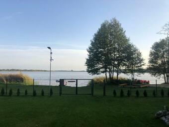 Wakacyjne Domki Wiele?