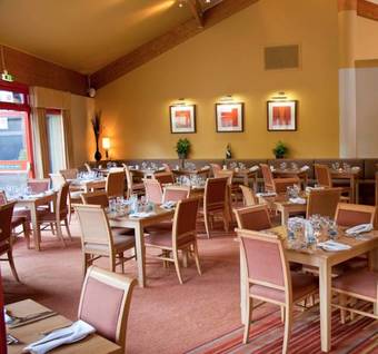 Oxford Abingdon Four Pillars Hotel