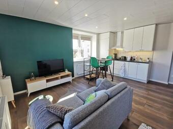 Bright Studio Apartment In Tapa