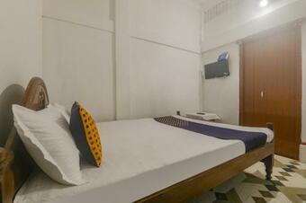 Spot On 63845 Hotel North Continental