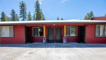 Hotel Timber House Lodge