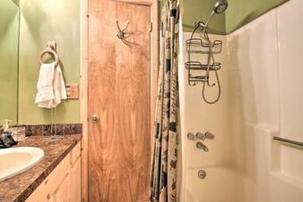 Rustic Pine Mtn Club Cabin With Beautiful View!