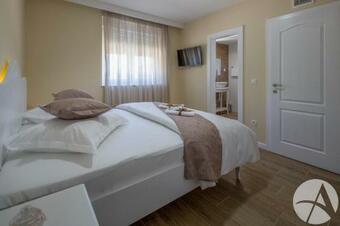 Villa Nautica With Private Pool