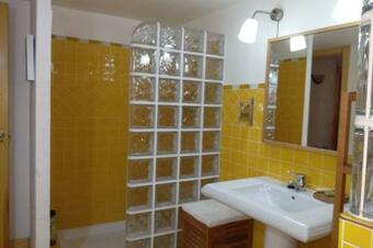 Lugares Comunes. Poyales.