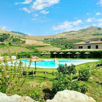 2 Bedrooms Villa With Terrace And Wifi At Acquaviva Platani