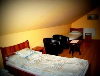 Hostal Viktor Vend�gh�z �s Apartmanh�z