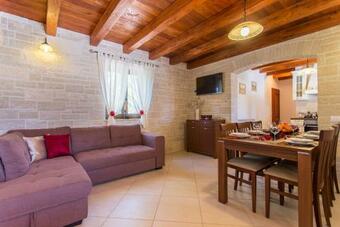 Agroturismo Holiday House Casa Mia With A Private Swimming Pool