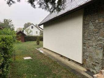 Haraszt Vend�gh�z