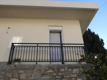 ''prasini Folia'' Apartment For 2-5 Persons