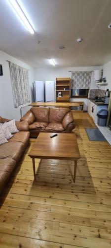 Farm Hostel - The Hause 2