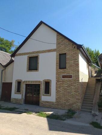 Hostal Zal�n Vend�gh�z