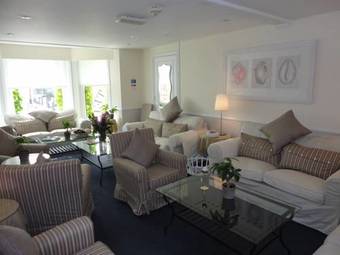 The Seaview Hotel And Restaurant