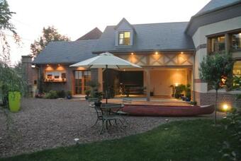 Hostal Comme Une Parenth�se Au Coeur Des Hortillonnages
