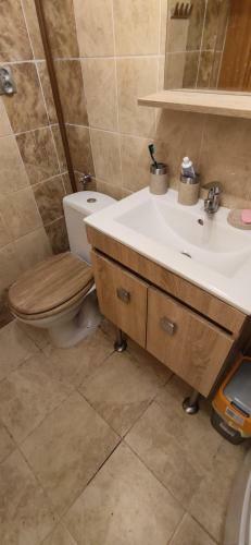 Domek Nad Jeziorem W Otulinie Lasu