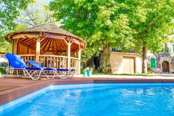 Bed & Breakfast Domaine De Pipangaille