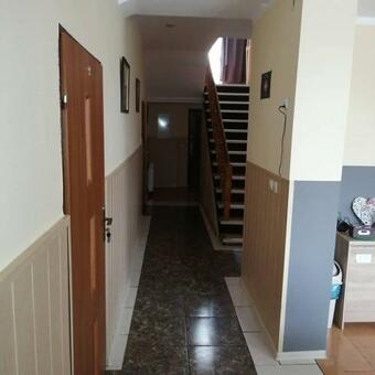 Hostal Go?ciniec W Starym M?ynie