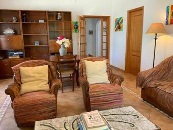 Guest House Alfarrobeiras