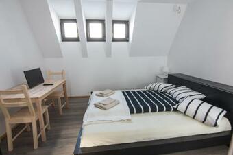 Hostal Nera Panzi�
