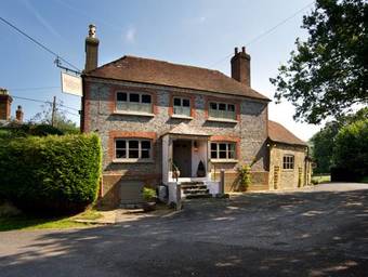 Hotel Halfway Bridge