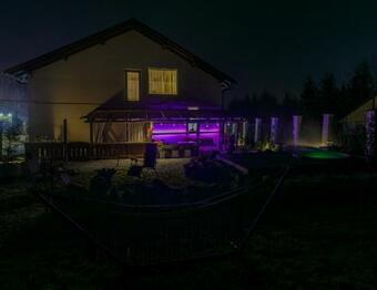 Charming Apartment With Hot Tub A Rustic Ciubar